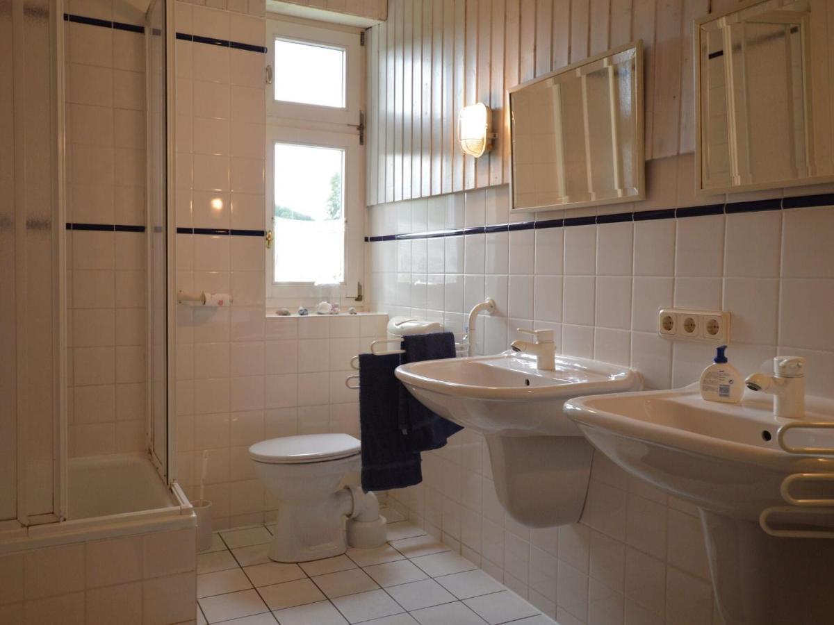 Cozy Holiday Home In Neuendorf With Garden Экстерьер фото